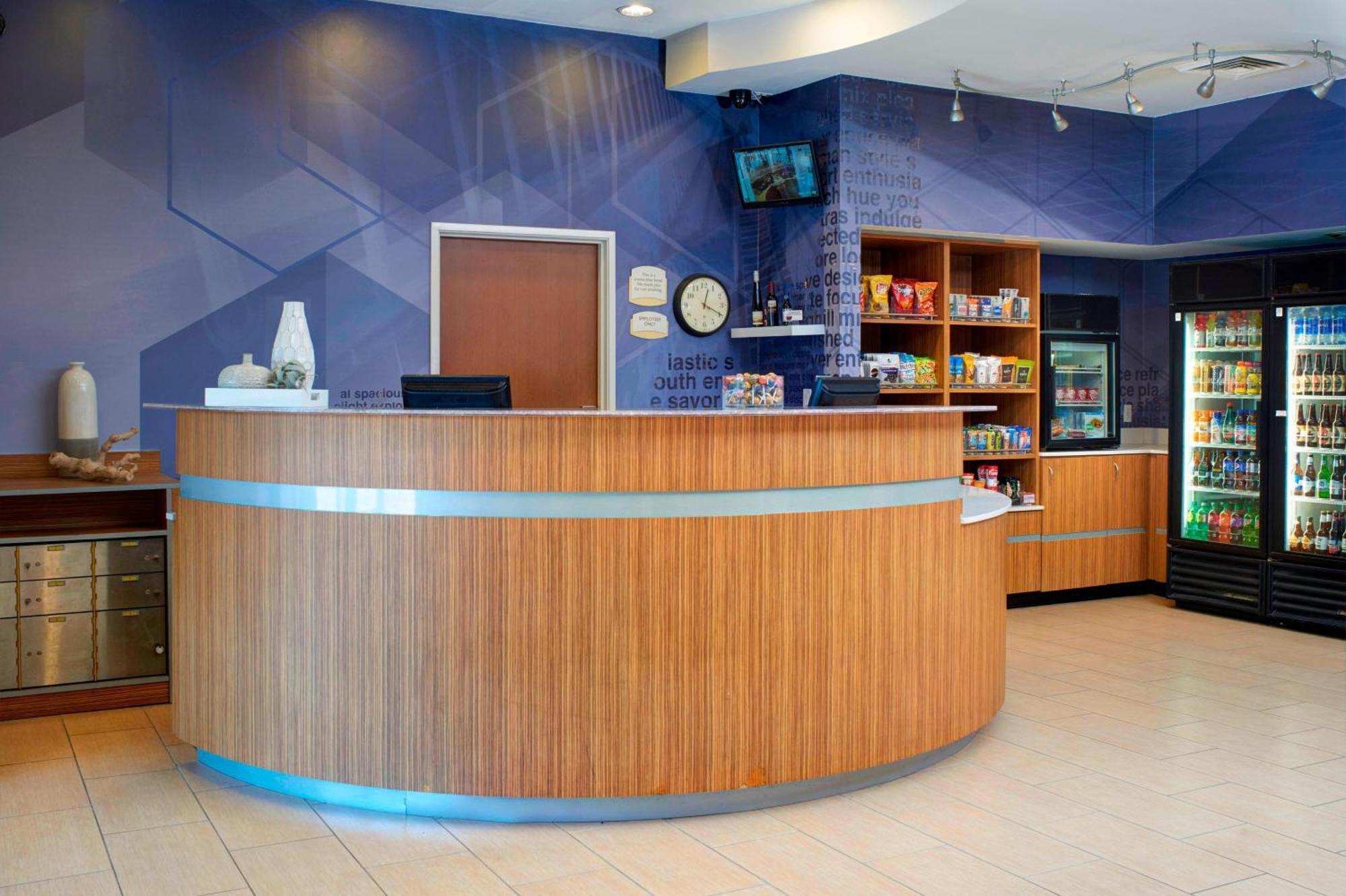 Springhill Suites St. Louis Brentwood Exterior photo